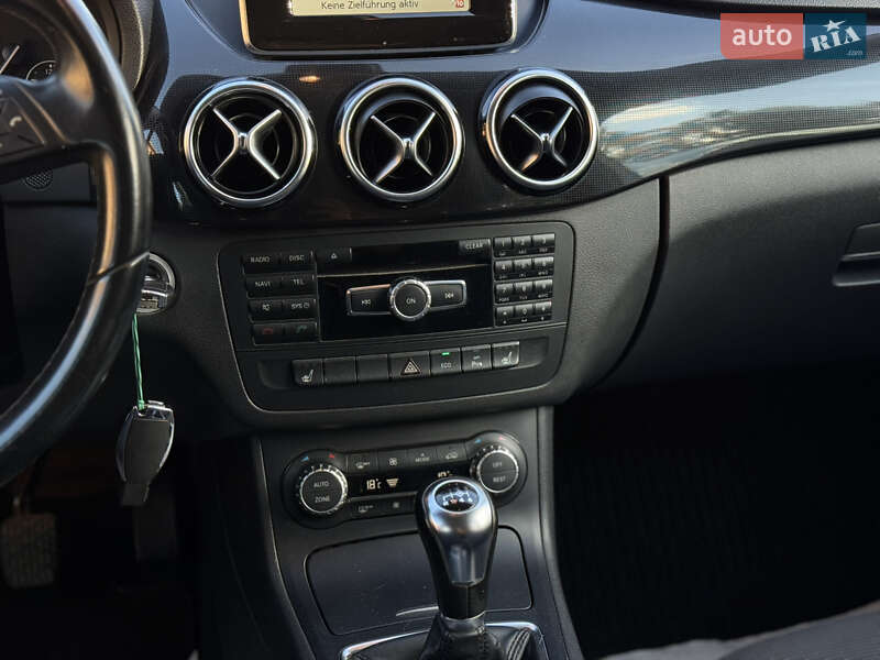Хэтчбек Mercedes-Benz B-Class 2014 в Мукачево