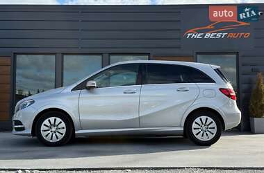Хэтчбек Mercedes-Benz B-Class 2017 в 