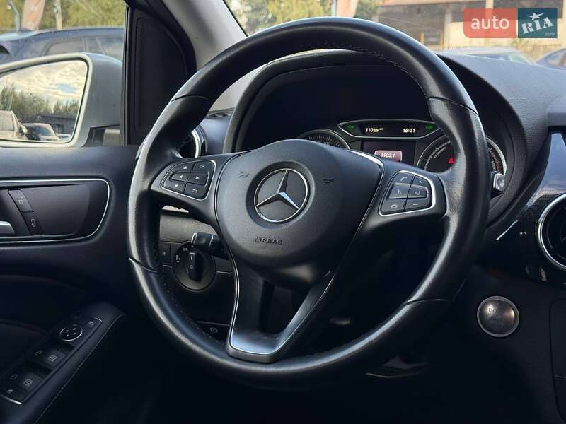 Хэтчбек Mercedes-Benz B-Class 2017 в Ровно
