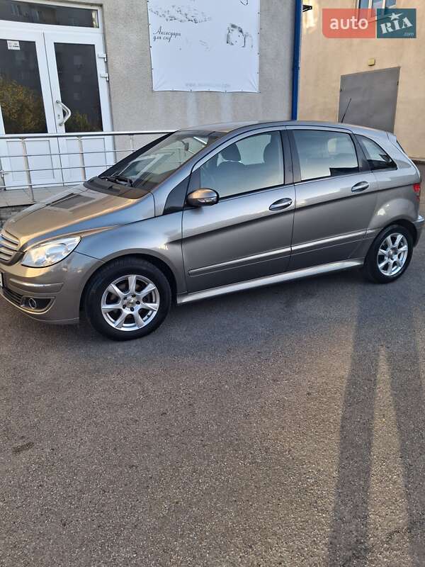 Хэтчбек Mercedes-Benz B-Class 2006 в Черновцах