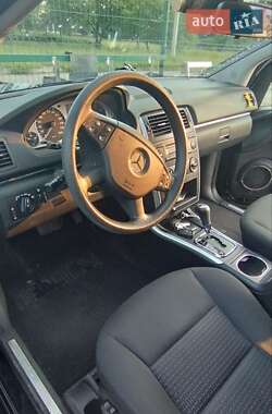 Хэтчбек Mercedes-Benz B-Class 2009 в 