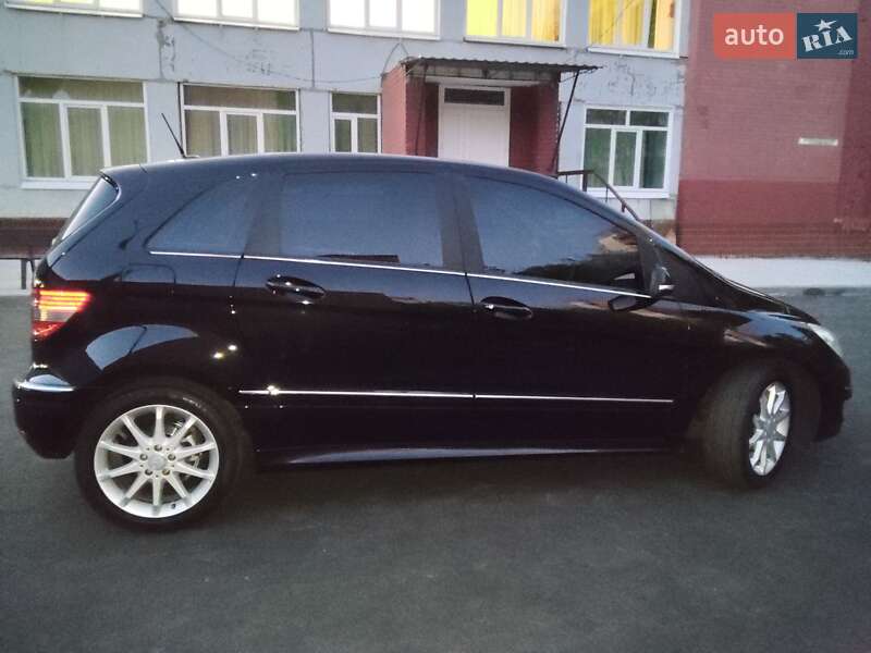 Хэтчбек Mercedes-Benz B-Class 2010 в Днепре