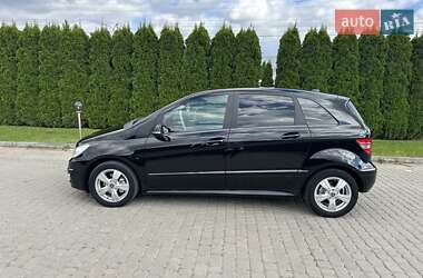 Хэтчбек Mercedes-Benz B-Class 2009 в 