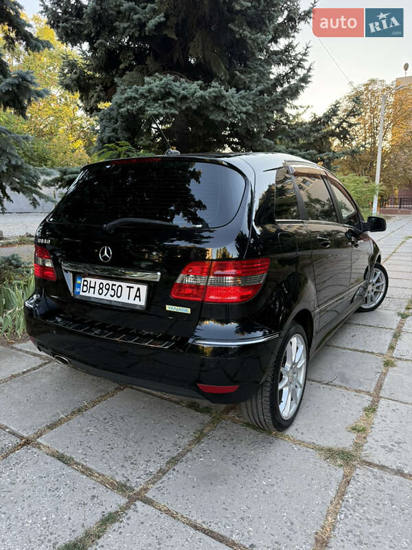 Хэтчбек Mercedes-Benz B-Class 2010 в Одессе фото 8 Хэтчбек Mercedes-Benz B-Class 2010 в Одессе