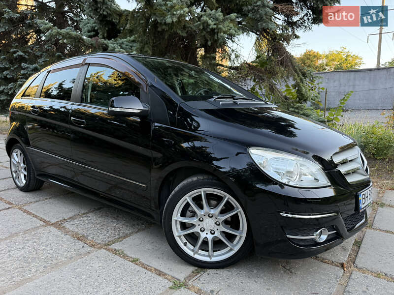 Хэтчбек Mercedes-Benz B-Class 2010 в Одессе фото 37 Хэтчбек Mercedes-Benz B-Class 2010 в Одессе