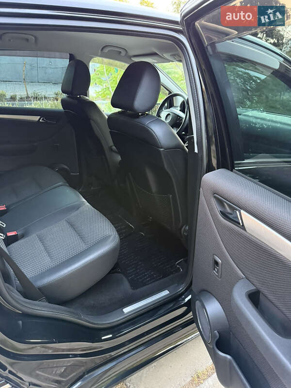 Хэтчбек Mercedes-Benz B-Class 2010 в Одессе фото 78 Хэтчбек Mercedes-Benz B-Class 2010 в Одессе