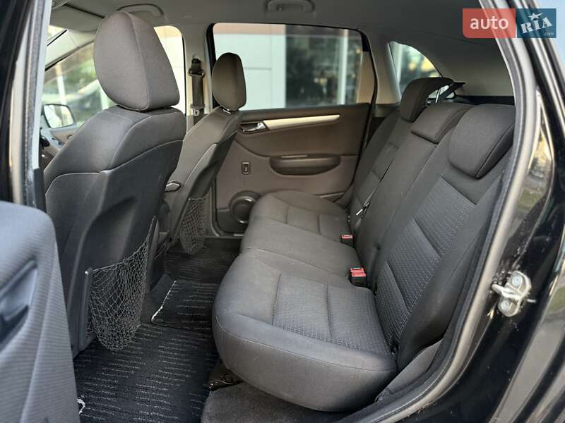Хэтчбек Mercedes-Benz B-Class 2011 в Киеве