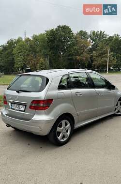 Хетчбек Mercedes-Benz B-Class 2006 в 