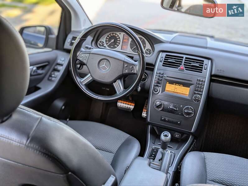 Хэтчбек Mercedes-Benz B-Class 2010 в Львове
