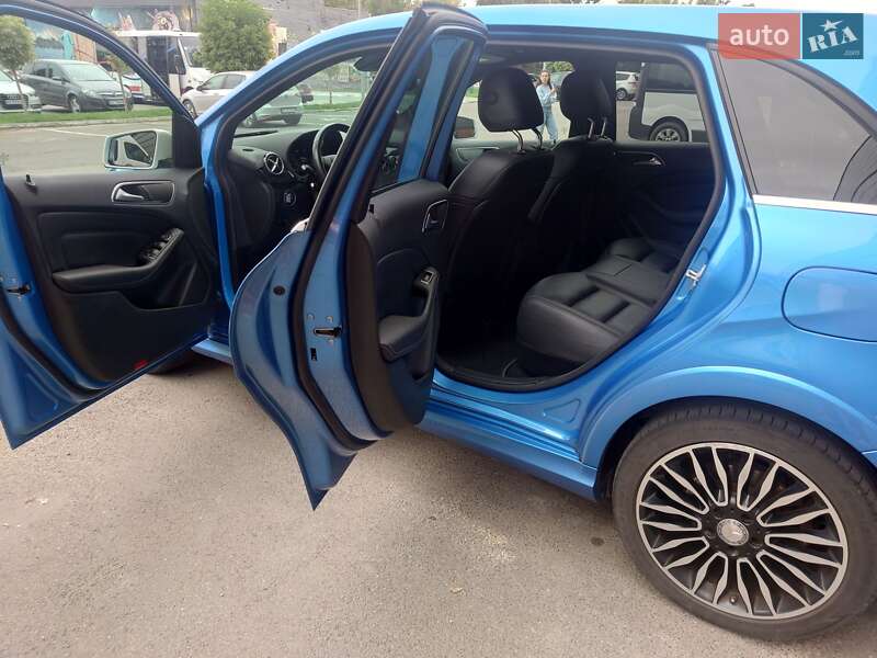 Хэтчбек Mercedes-Benz B-Class 2015 в Луцке