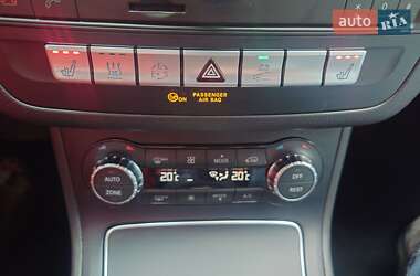 Хэтчбек Mercedes-Benz B-Class 2015 в 
