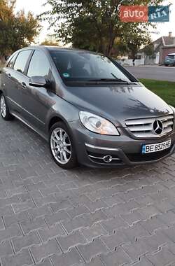 Хэтчбек Mercedes-Benz B-Class 2010 в Николаеве