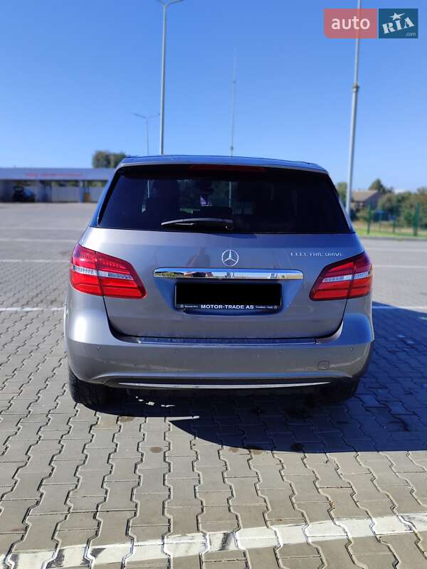 Хэтчбек Mercedes-Benz B-Class 2015 в Горохове