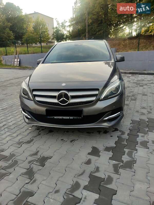 Хэтчбек Mercedes-Benz B-Class 2015 в Горохове