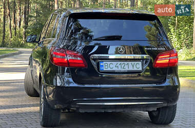Хэтчбек Mercedes-Benz B-Class 2015 в 