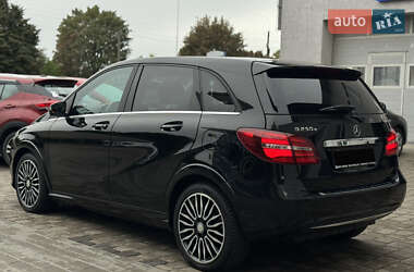 Хэтчбек Mercedes-Benz B-Class 2016 в 