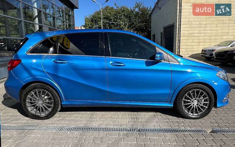 Хэтчбек Mercedes-Benz B-Class 2015 в Ивано-Франковске