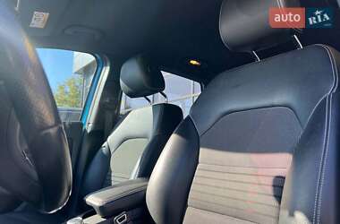 Хэтчбек Mercedes-Benz B-Class 2015 в 