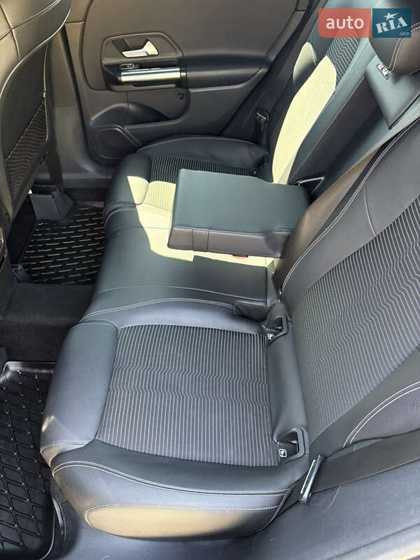 Хэтчбек Mercedes-Benz B-Class 2019 в Житомире