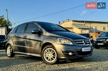 Хетчбек Mercedes-Benz B-Class 2011 в Івано-Франківську