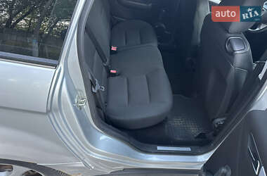 Хэтчбек Mercedes-Benz B-Class 2005 в 