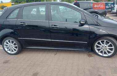 Хэтчбек Mercedes-Benz B-Class 2005 в 