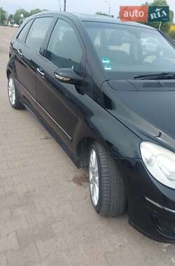 Хэтчбек Mercedes-Benz B-Class 2005 в 