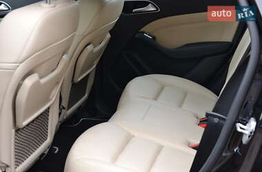 Хэтчбек Mercedes-Benz B-Class 2015 в 