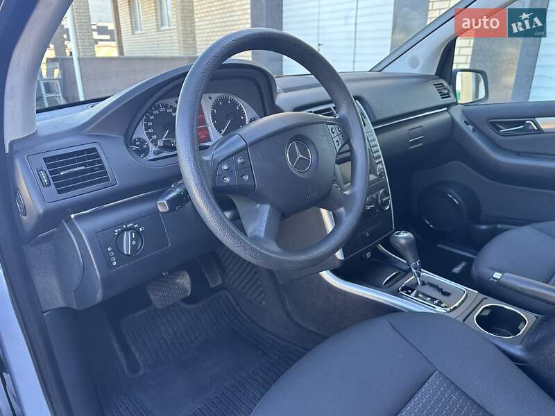 Хэтчбек Mercedes-Benz B-Class 2010 в Луцке