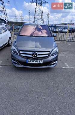 Хэтчбек Mercedes-Benz B-Class 2016 в Харькове