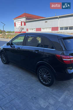 Хэтчбек Mercedes-Benz B-Class 2015 в 