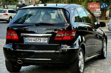 Хэтчбек Mercedes-Benz B-Class 2008 в 