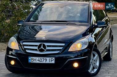 Хэтчбек Mercedes-Benz B-Class 2008 в 