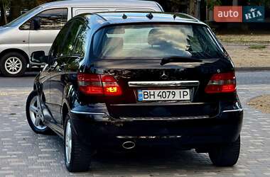 Хэтчбек Mercedes-Benz B-Class 2008 в 