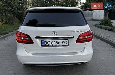 Хэтчбек Mercedes-Benz B-Class 2014 в 