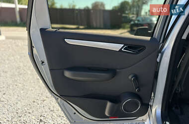 Хэтчбек Mercedes-Benz B-Class 2010 в 