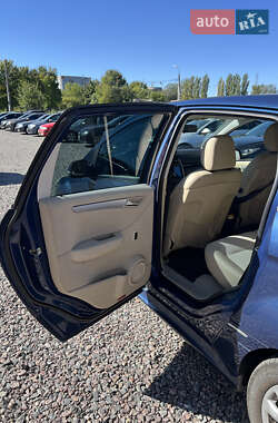 Хэтчбек Mercedes-Benz B-Class 2010 в 