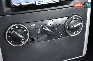 Хэтчбек Mercedes-Benz B-Class 2007 в 