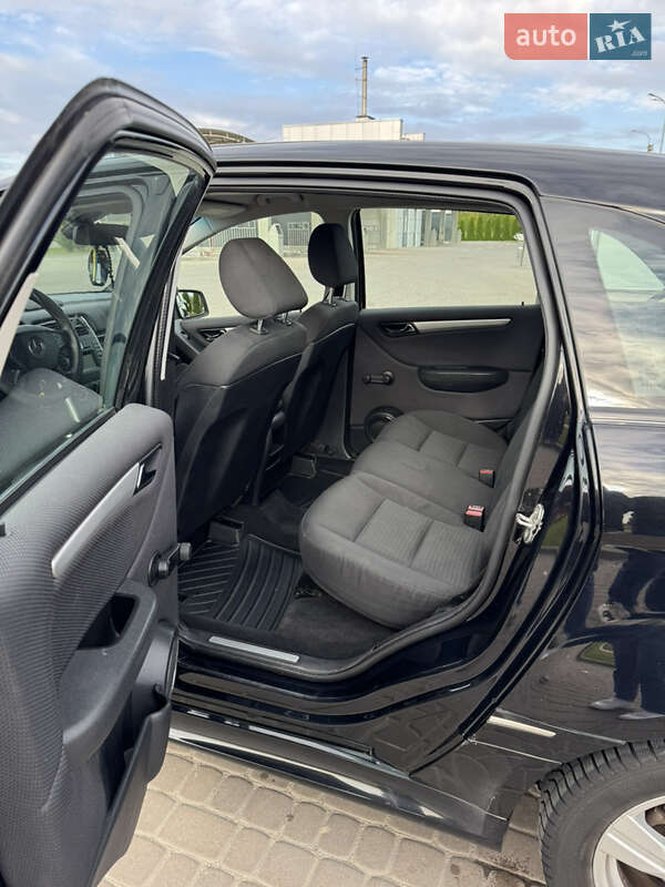 Хэтчбек Mercedes-Benz B-Class 2010 в Львове