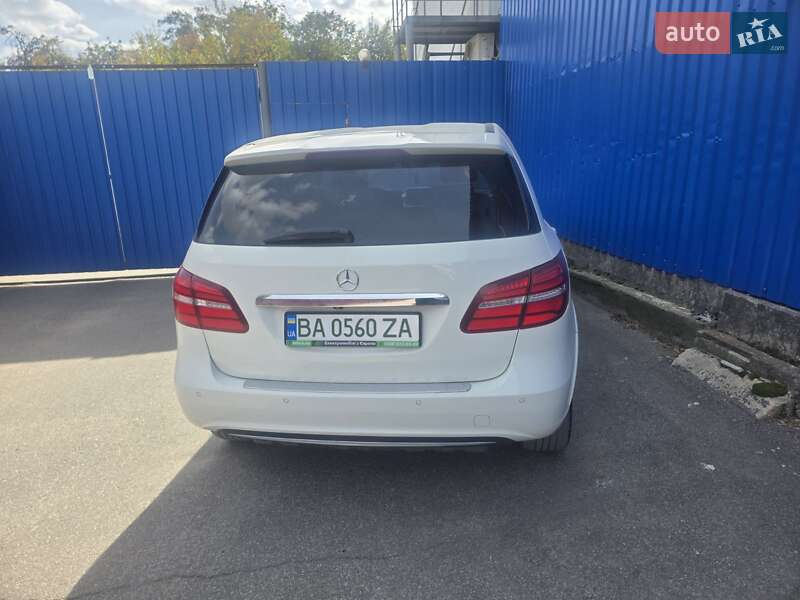 Хэтчбек Mercedes-Benz B-Class 2015 в Кропивницком