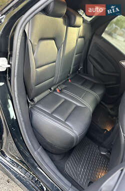 Хэтчбек Mercedes-Benz B-Class 2015 в 