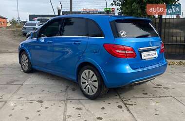 Хэтчбек Mercedes-Benz B-Class 2014 в 
