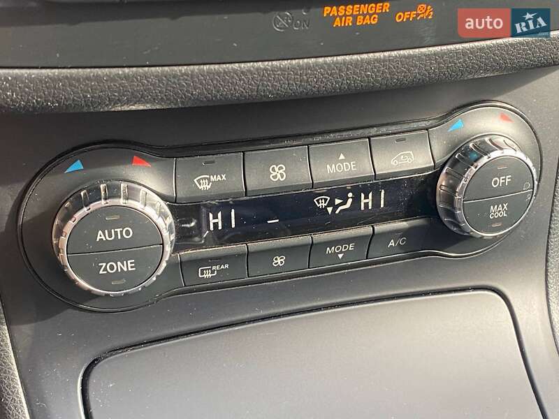 Хэтчбек Mercedes-Benz B-Class 2014 в Киеве