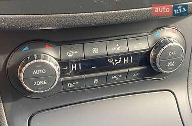 Хэтчбек Mercedes-Benz B-Class 2014 в 