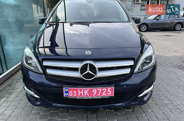 Хэтчбек Mercedes-Benz B-Class 2017 в Львове