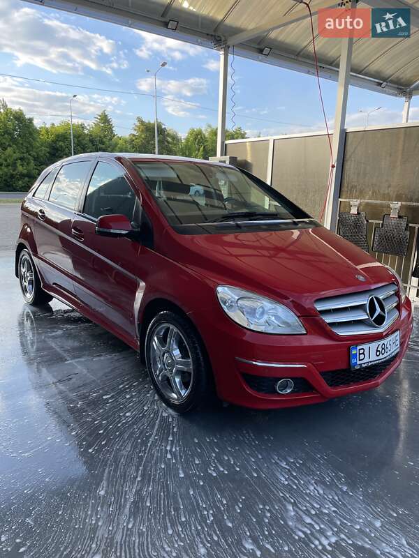 Mercedes-Benz B-Class 2010