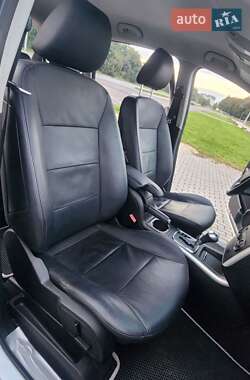 Хэтчбек Mercedes-Benz B-Class 2011 в 