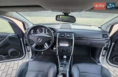 Хэтчбек Mercedes-Benz B-Class 2011 в 