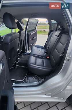 Хэтчбек Mercedes-Benz B-Class 2011 в 