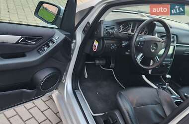 Хэтчбек Mercedes-Benz B-Class 2011 в 